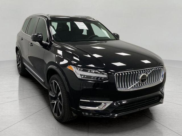 2024 Volvo XC90 Plus Bright Theme