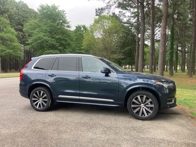 2024 Volvo XC90 Plus Bright Theme