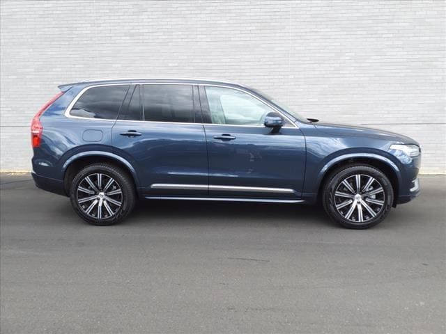 2024 Volvo XC90 Core Bright Theme