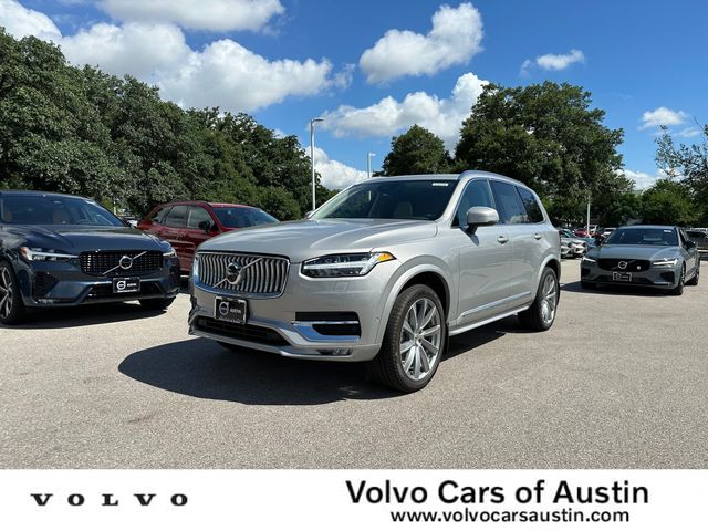 2024 Volvo XC90 Plus Bright Theme