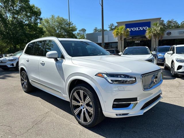 2024 Volvo XC90 Plus Bright Theme