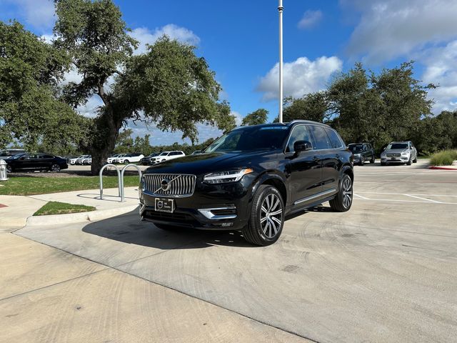 2024 Volvo XC90 Plus Bright Theme