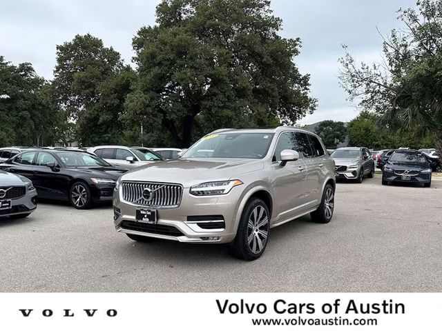 2024 Volvo XC90 Plus Bright Theme