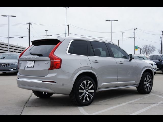 2024 Volvo XC90 Plus Bright Theme