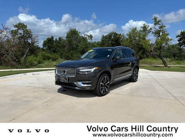 2024 Volvo XC90 Plus Bright Theme