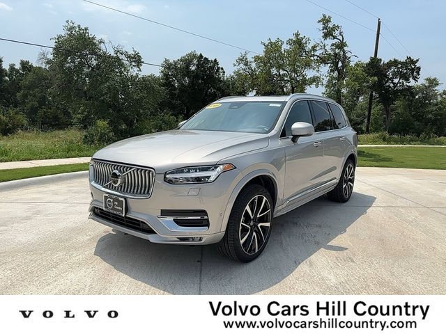 2024 Volvo XC90 Plus Bright Theme