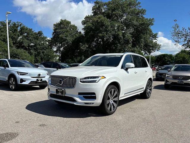 2024 Volvo XC90 Plus Bright Theme