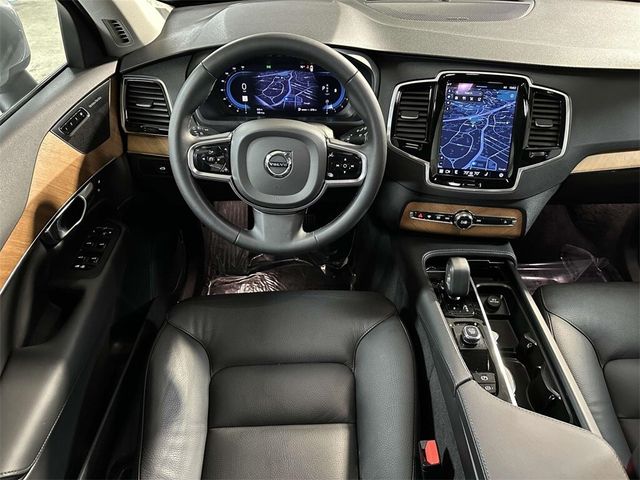 2024 Volvo XC90 Plus Bright Theme