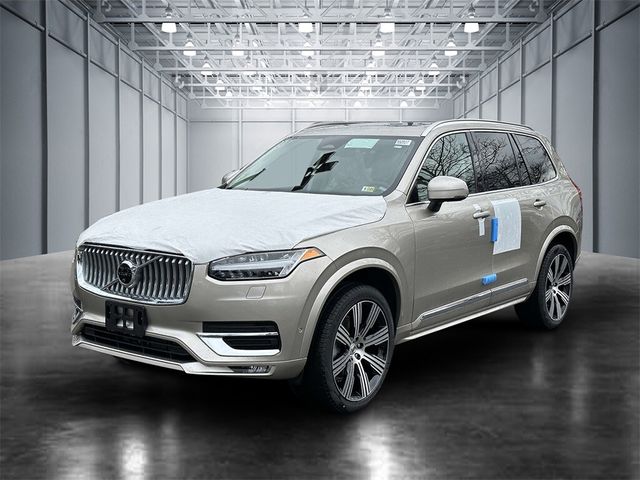 2024 Volvo XC90 Plus Bright Theme