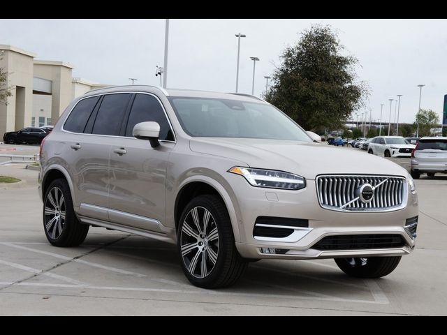 2024 Volvo XC90 Plus Bright Theme