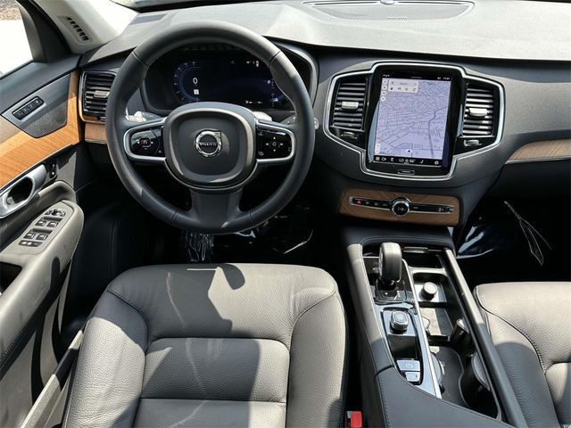 2024 Volvo XC90 Plus Bright Theme