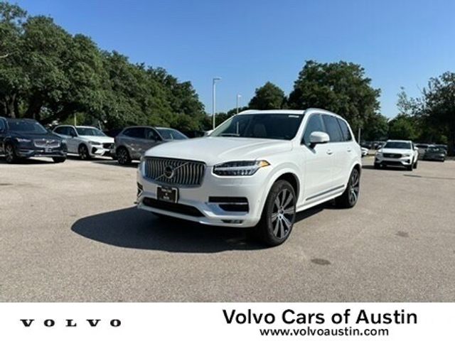 2024 Volvo XC90 Plus Bright Theme