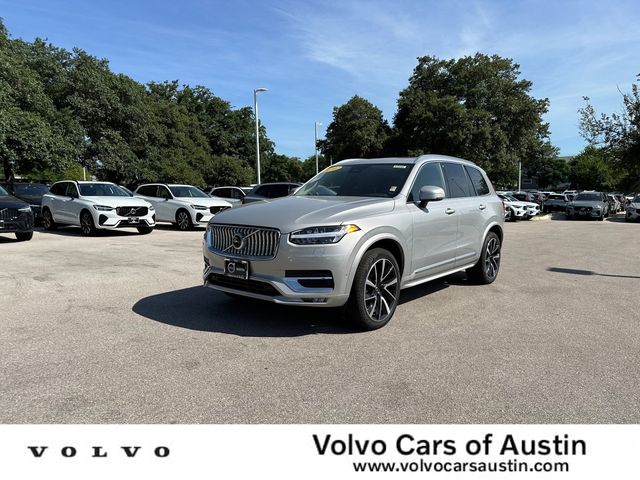 2024 Volvo XC90 Plus Bright Theme