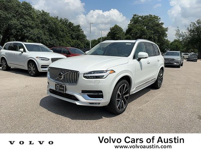 2024 Volvo XC90 Plus Bright Theme