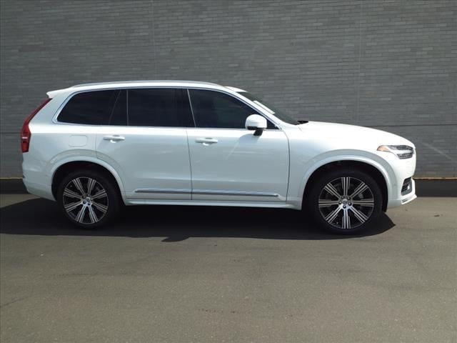 2024 Volvo XC90 Plus Bright Theme