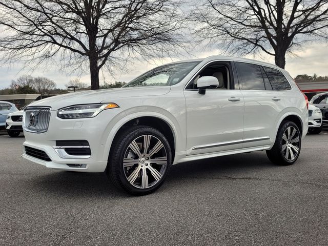 2024 Volvo XC90 Plus Bright Theme