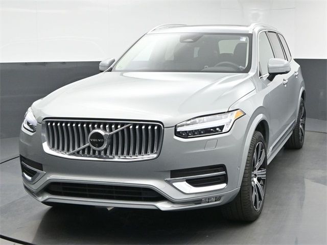 2024 Volvo XC90 Plus Bright Theme