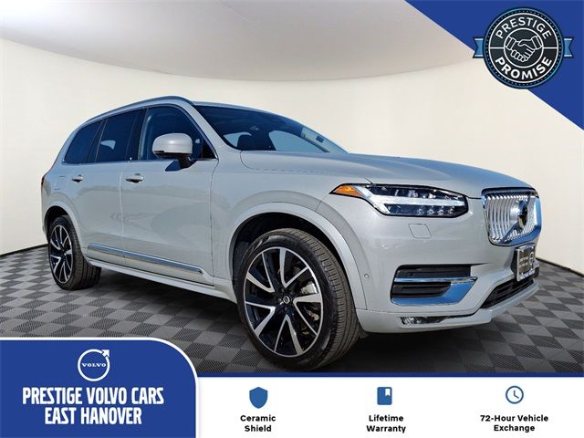 2024 Volvo XC90 Plus Bright Theme