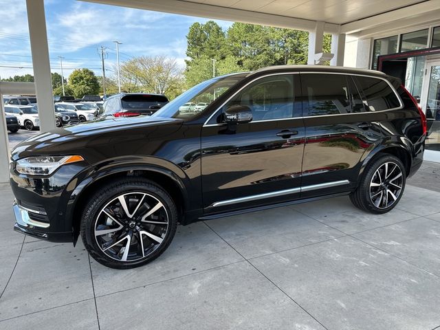 2024 Volvo XC90 Plus Bright Theme