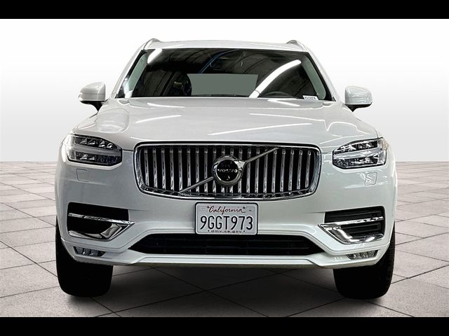 2024 Volvo XC90 Plus Bright Theme