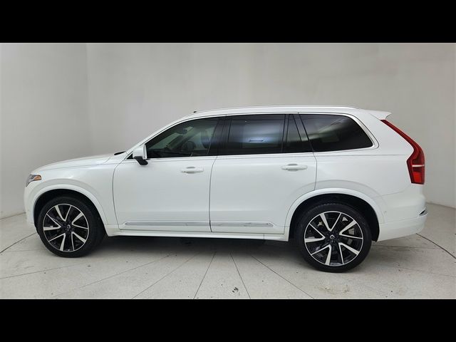 2024 Volvo XC90 Plus Bright Theme