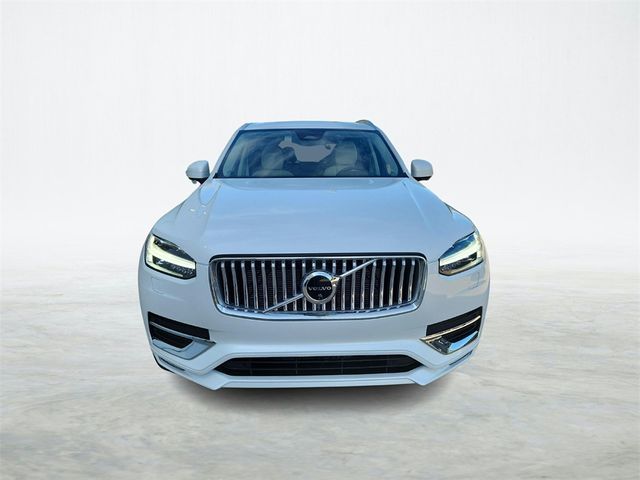 2024 Volvo XC90 Plus Bright Theme