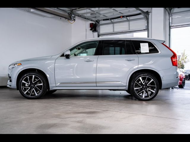 2024 Volvo XC90 Plus Bright Theme