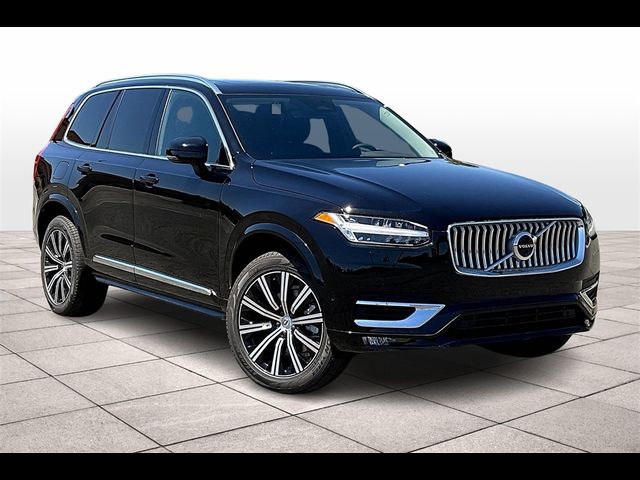 2024 Volvo XC90 Plus Bright Theme