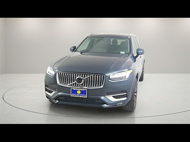 2024 Volvo XC90 Plus Bright Theme