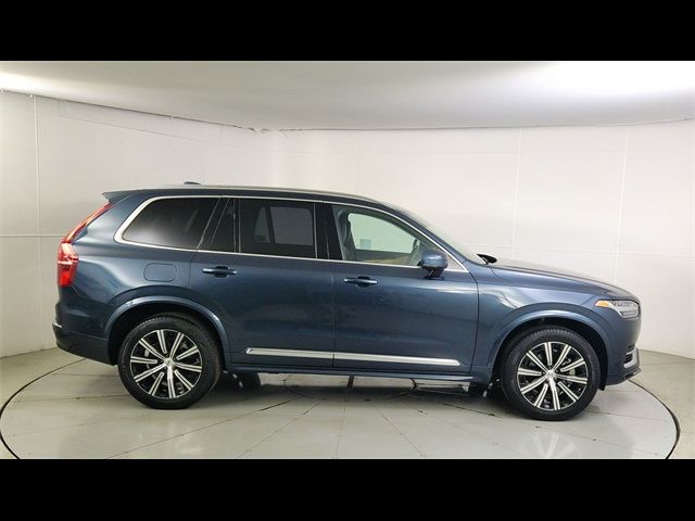 2024 Volvo XC90 Plus Bright Theme