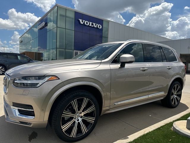 2024 Volvo XC90 Plus Bright Theme