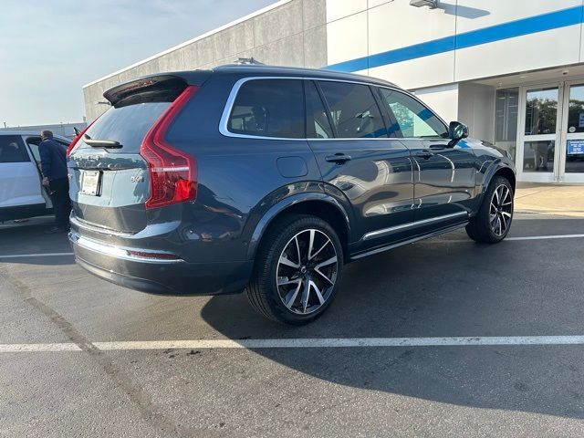 2024 Volvo XC90 Plus Bright Theme