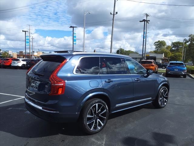 2024 Volvo XC90 Plus Bright Theme