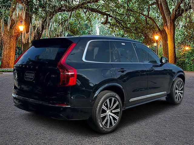 2024 Volvo XC90 Plus Bright Theme