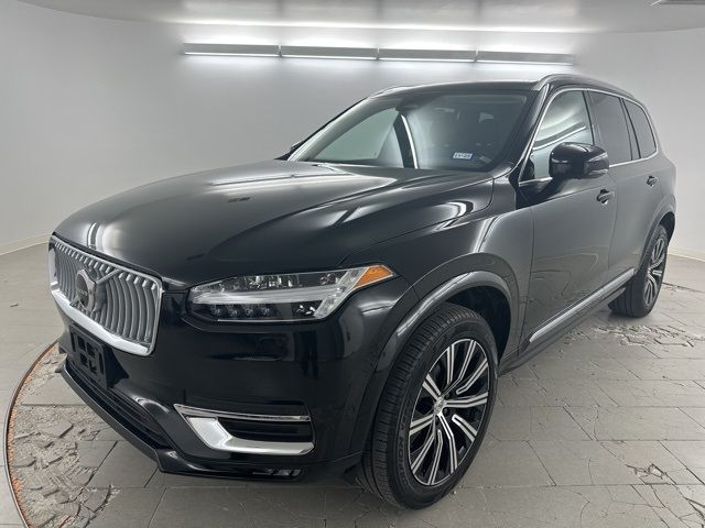 2024 Volvo XC90 Plus Bright Theme