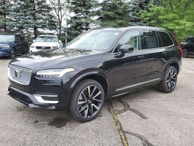 2024 Volvo XC90 Plus Bright Theme