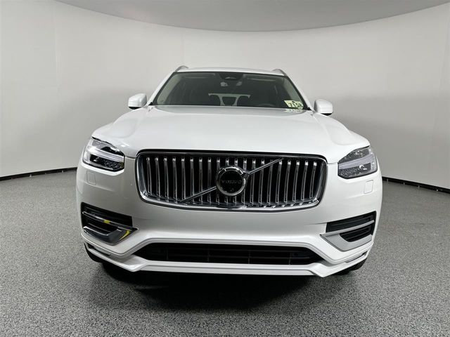 2024 Volvo XC90 Plus Bright Theme