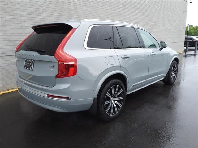 2024 Volvo XC90 Plus Bright Theme