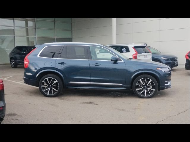 2024 Volvo XC90 Plus Bright Theme