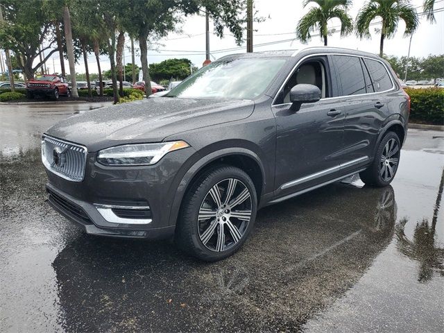 2024 Volvo XC90 Plus Bright Theme