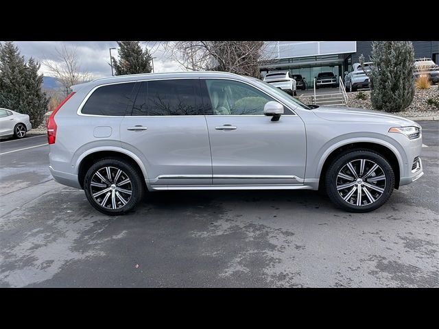 2024 Volvo XC90 Plus Bright Theme