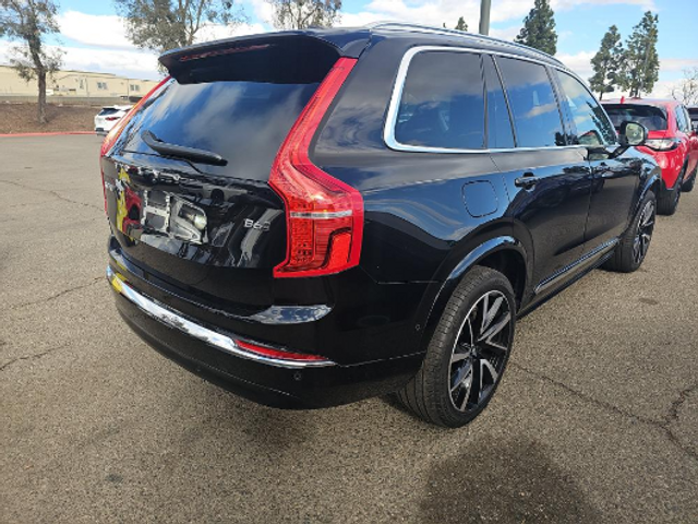 2024 Volvo XC90 Plus Bright Theme