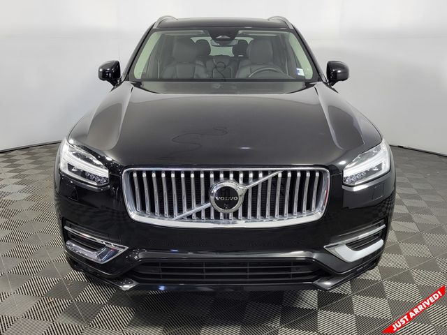 2024 Volvo XC90 Plus Bright Theme