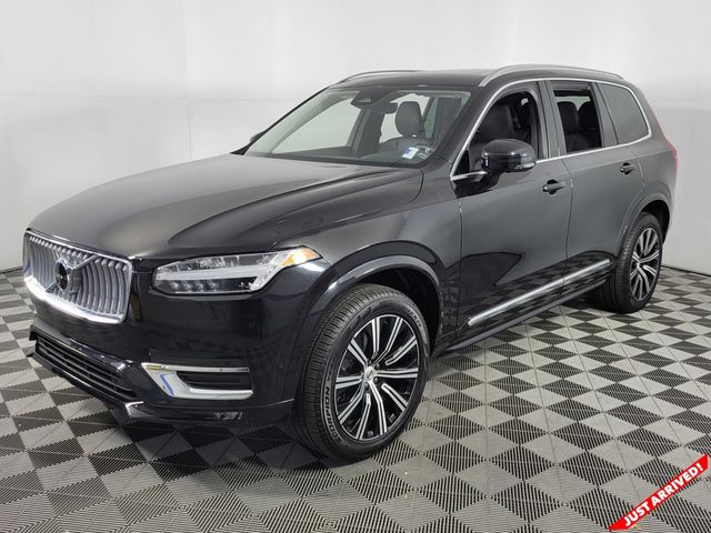 2024 Volvo XC90 Plus Bright Theme