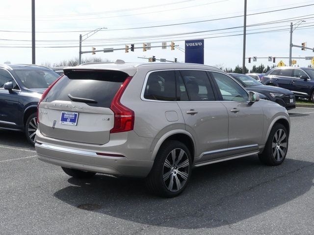 2024 Volvo XC90 Plus Bright Theme