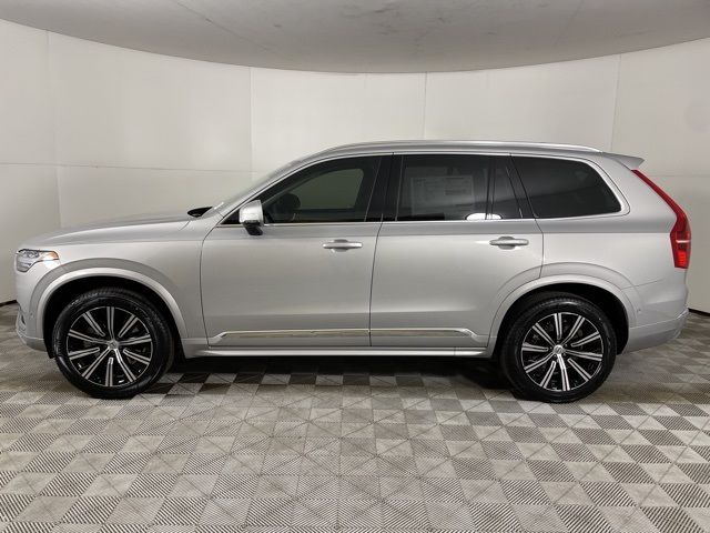 2024 Volvo XC90 Plus Bright Theme