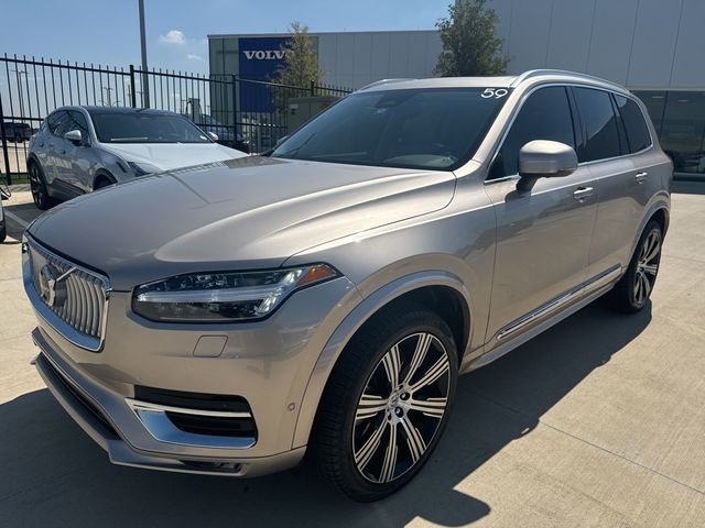 2024 Volvo XC90 Plus Bright Theme