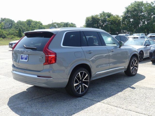 2024 Volvo XC90 Plus Bright Theme