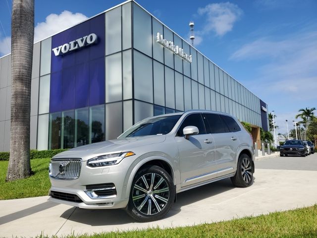 2024 Volvo XC90 Plus Bright Theme