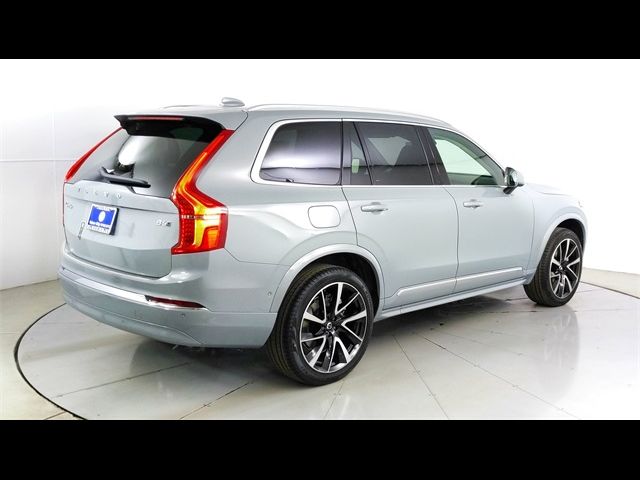 2024 Volvo XC90 Plus Bright Theme